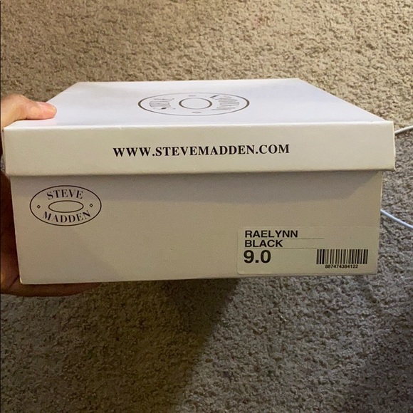 Steve Madden Nude Heels - Picture 6 of 6